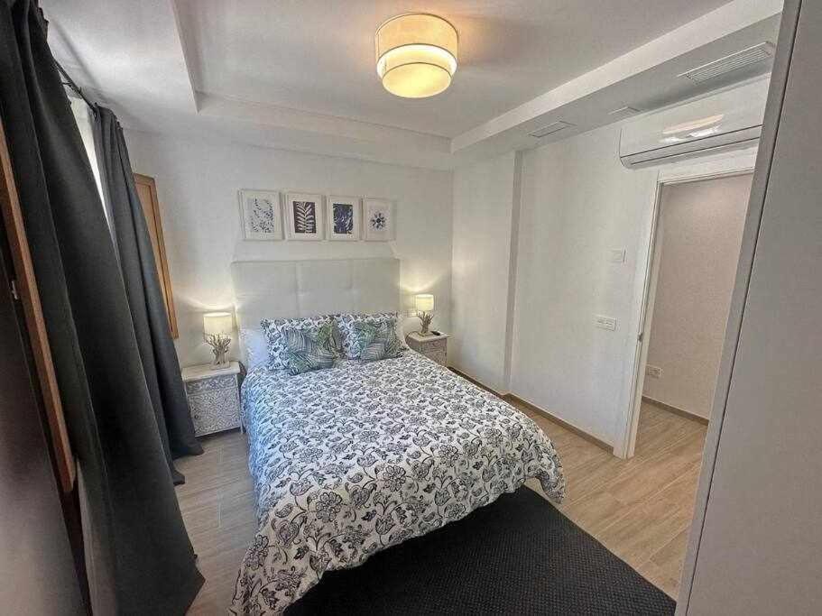 Xxii Apartamentos Morales&Arnal Estepona Bagian luar foto